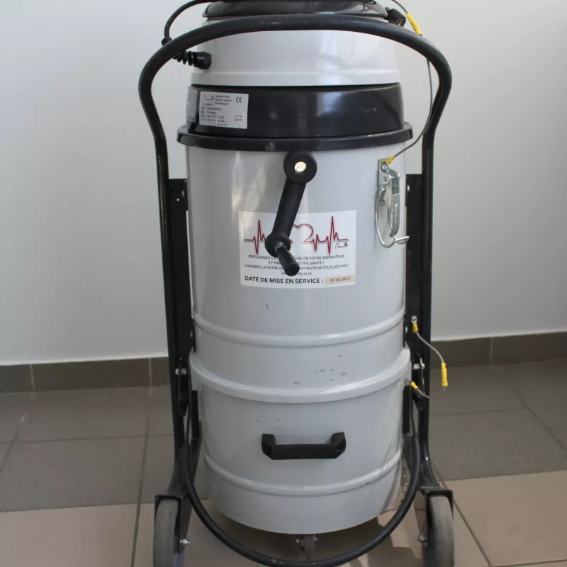 Aspirateur industriel polyvalent et compact DS202COMPACT - Reconditionné grade C