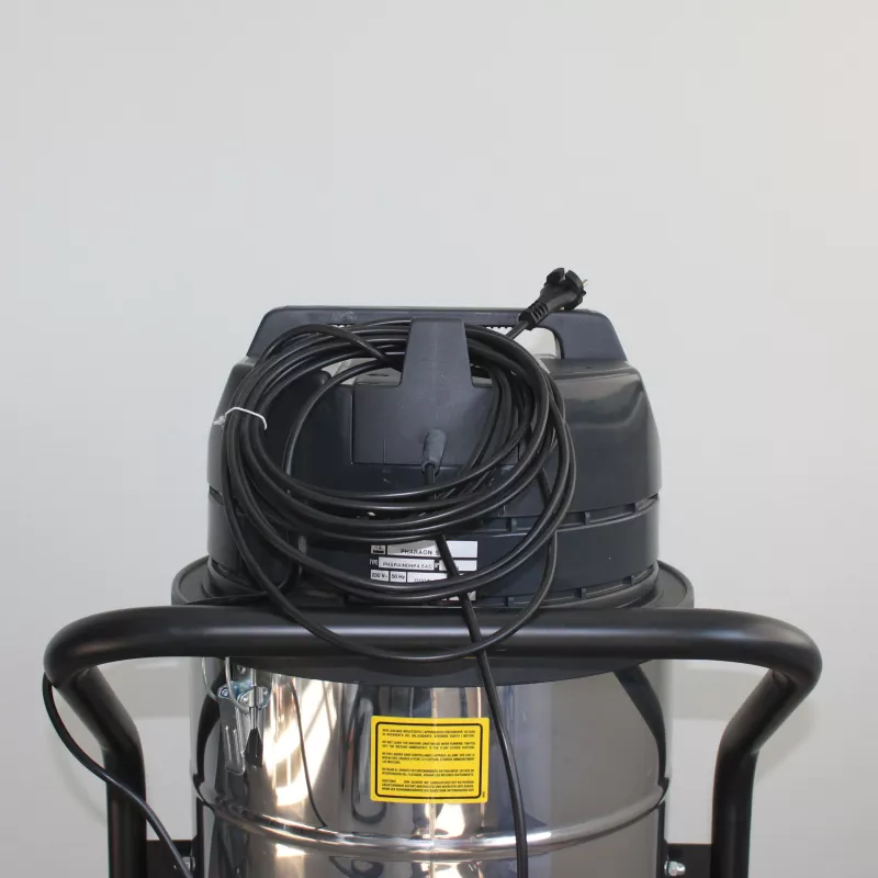 Aspirateur professionnel eau et poussières INDHP4.5AC - Reconditionné grade A+ Aspirateur professionnel eau et poussières INDHP4.5AC - Reconditionné grade A+