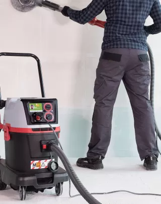 Aspirateur professionnel poussières compact conçu pour les outils électroportatifs