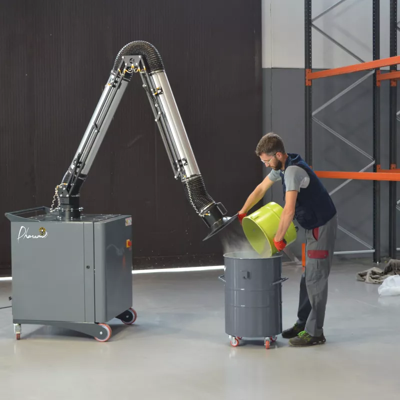 Dépoussiéreur industriel conçu pour capter les poussières en suspension
