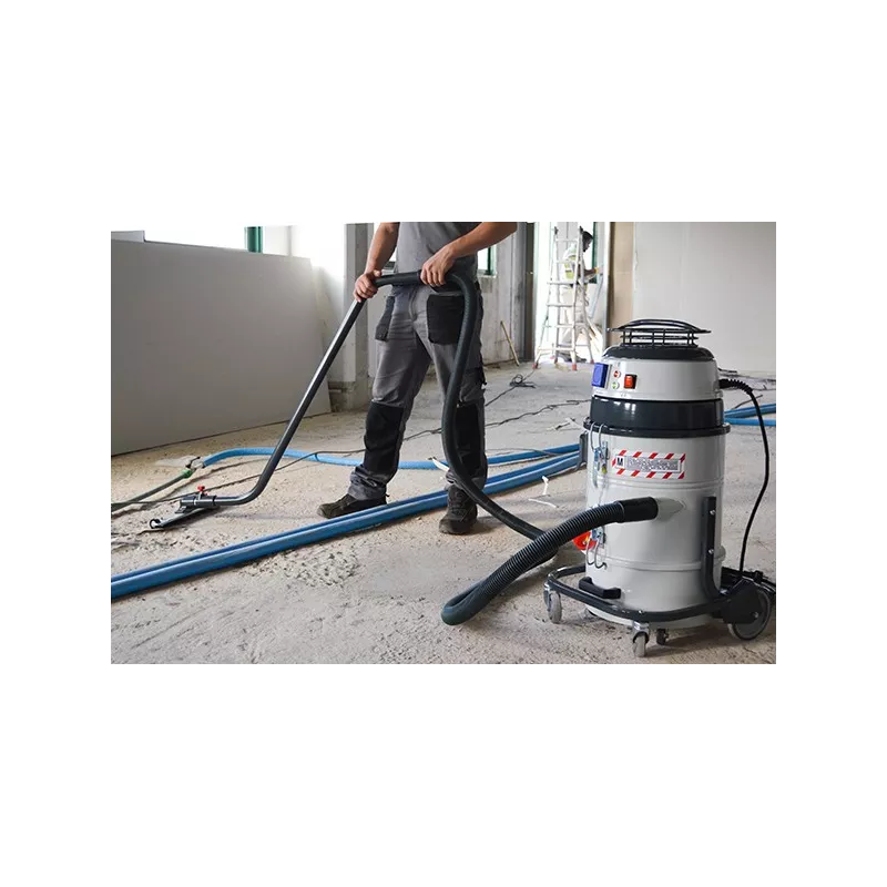 Aspirateur compact et performant pour artisans du bâtiment Aspirateur compact et performant pour artisans du bâtiment
