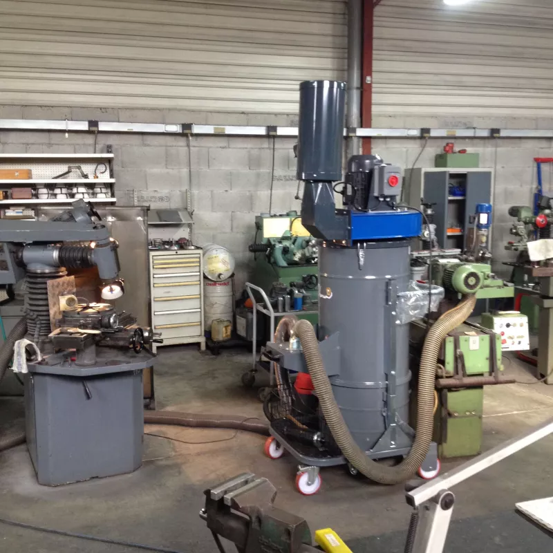 ZFREVAP560K2 : Dépoussiéreur industriel triphasé