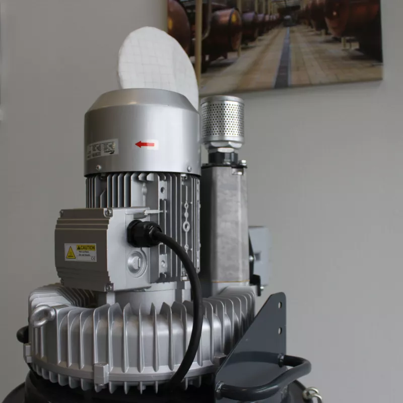 ZFRELT Aspirateur industriel poussières et déchets triphasé polyvalent - Reconditionné grade A+