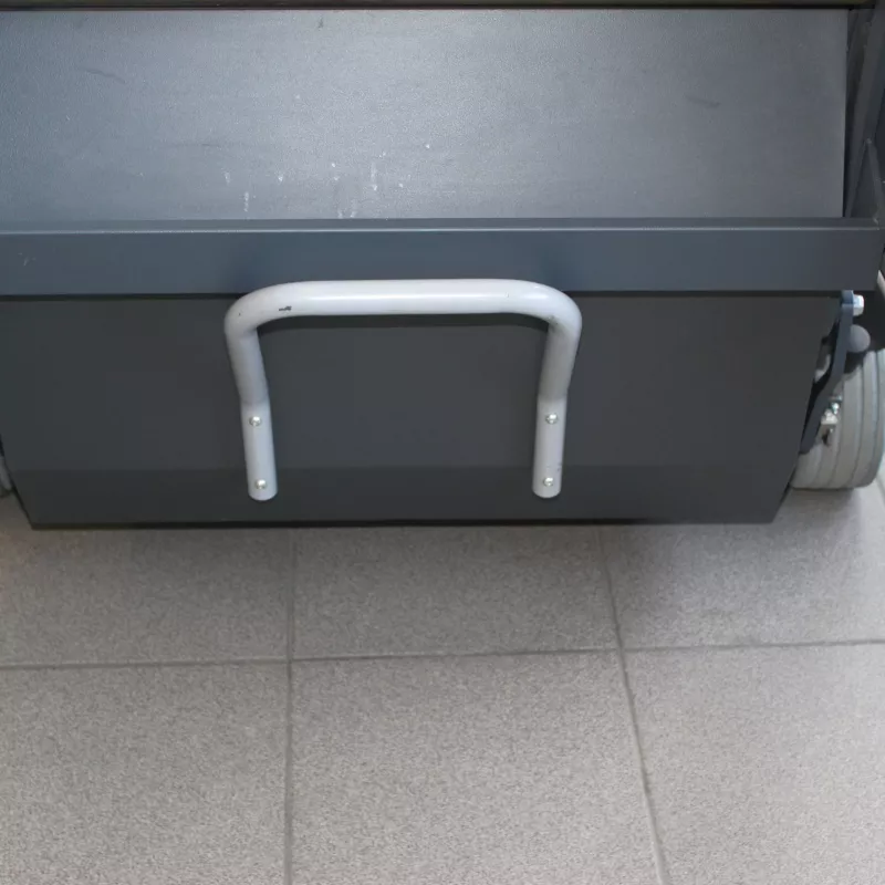 Balayeuse autoportée DUSTY1100 ET PLUS à batteries - Reconditionné Grade B