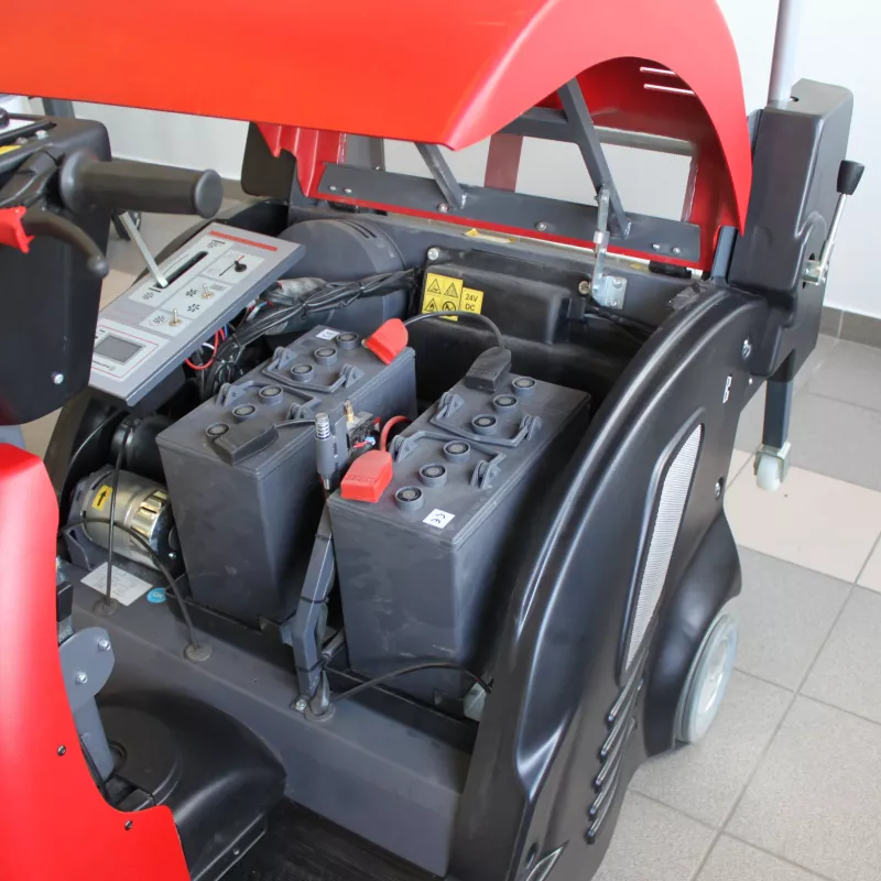 Balayeuse autoportée DUSTY1100 ET PLUS à batteries - Reconditionné Grade B