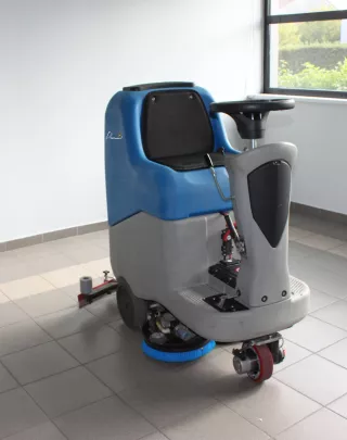 Autolaveuse reconditionnée autoportée ECOSMA65 à batteries