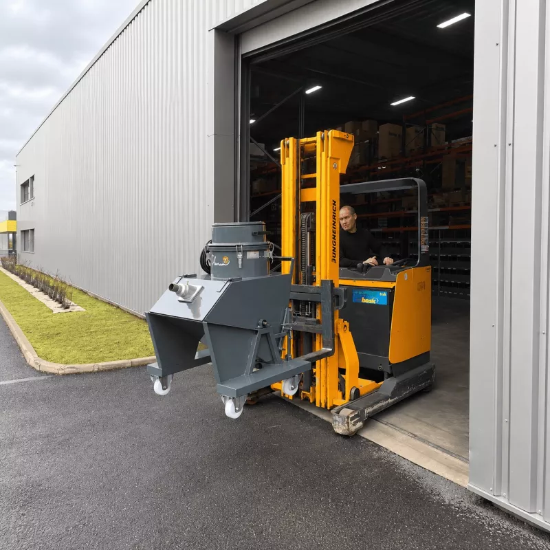 Benne aspirante monophasée B200M pour liquides chargés